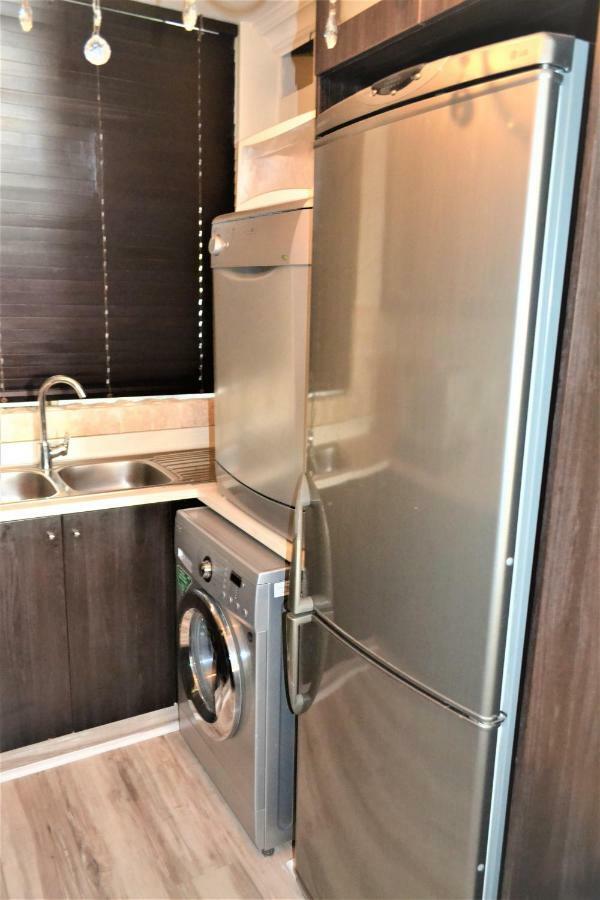 Umhlanga Getaways Apartment เดอร์บัน ภายนอก รูปภาพ