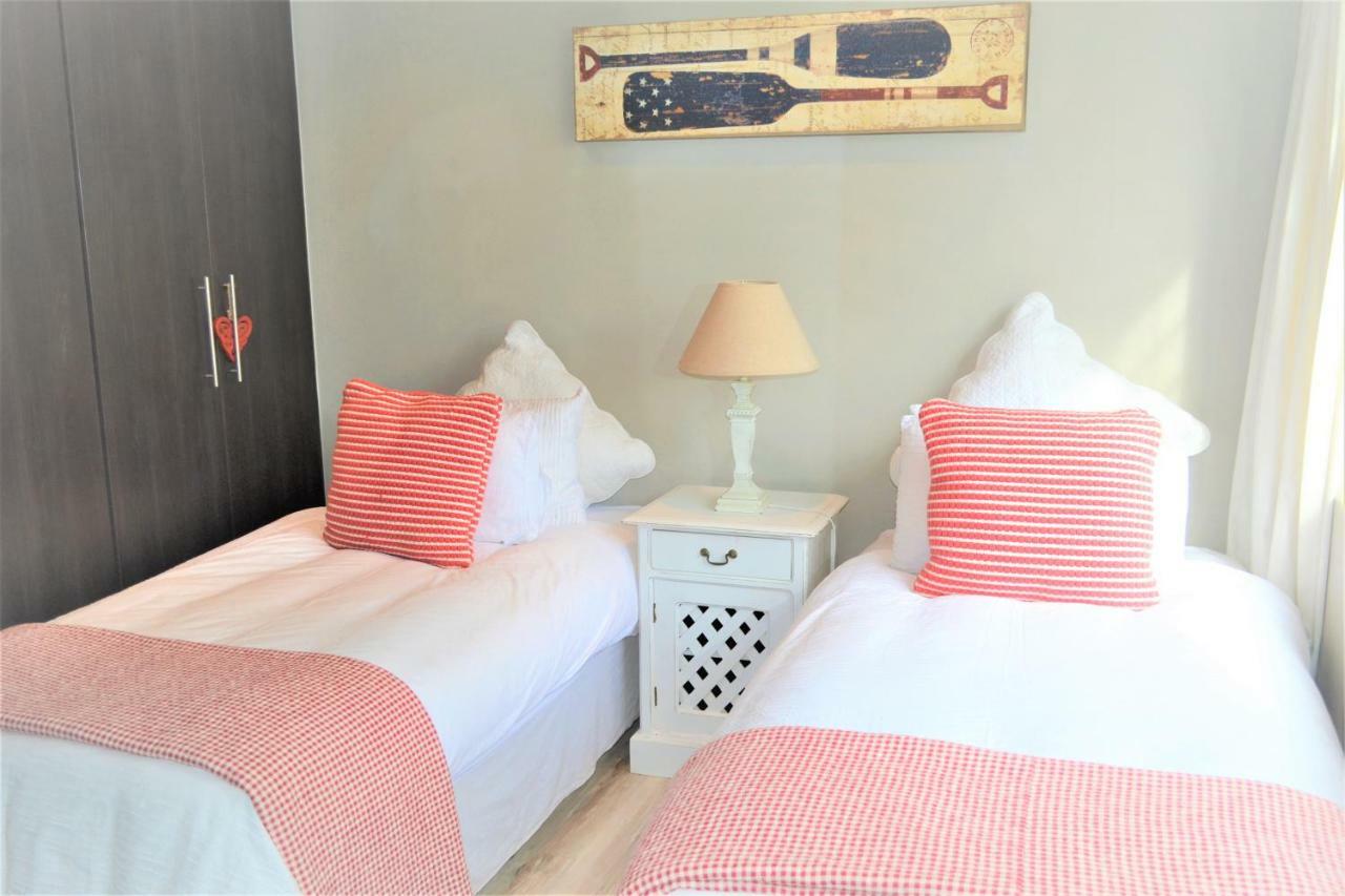 Umhlanga Getaways Apartment เดอร์บัน ภายนอก รูปภาพ
